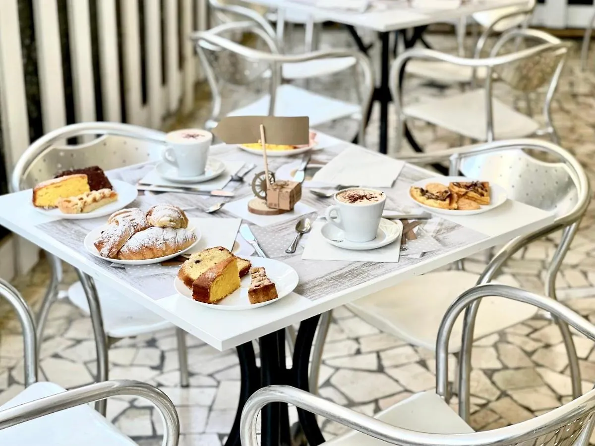 Hotel Niagara Riccione 3*,