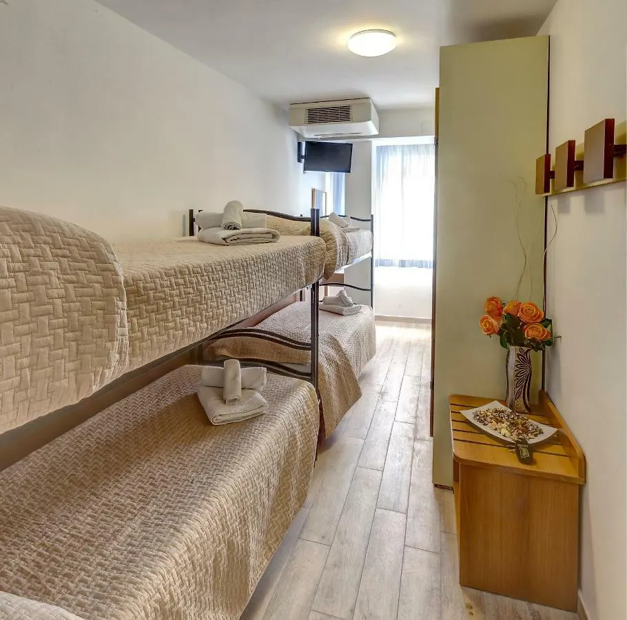 Hotel Niagara Riccione 3*,